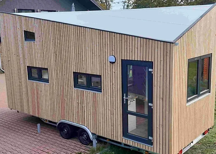 Tiny Haus Blanker Hans Auf Dem Campingplatz Strandgut